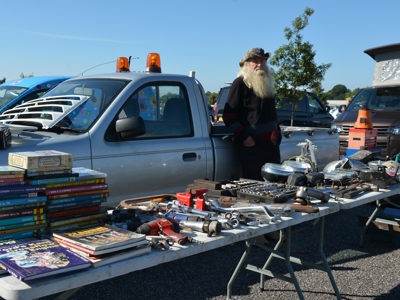 Autojumble At Haynes Motor Museum 1093